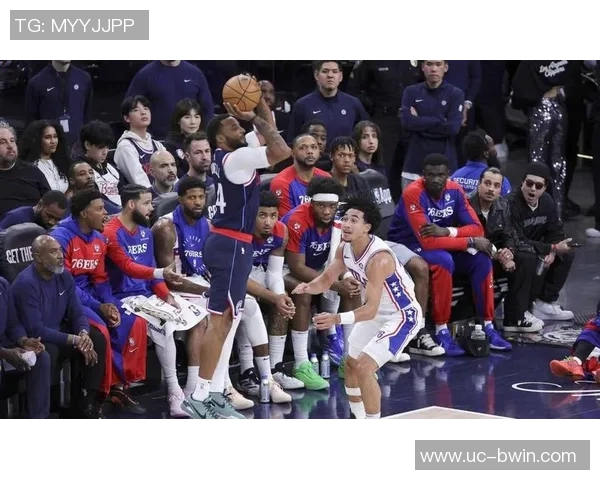 莱昂纳德本赛季表现出色2555战绩助快船保持全胜纪录 莱昂纳德本赛季表现出色2555战绩助快船保持全胜纪录